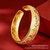 Pulsera Ancha Abierta de Latón Chapado en Oro, de Venta Caliente y Moderna, con Diseño de Urraca, Grabada con Destellos de Luz Estelar