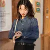 Tiro Real # "Las Capas Son Más Modernas" - Chaqueta de Mezclilla Vintage Azul Profundo Lavado Estilo Blogger Francés para Mujer.