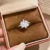 Anel Aberto Flor de Zircônia Europeu e Americano de Alta Qualidade com Design Único, Anel de Dedo Indicador Estilo Vintage, Acessório de Mão Versátil e Elegante