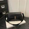 Bolso de Hombro Cruzado Simple y Elegante con Cierre de Candado, Alto Valor Estético, Bolso Cuadrado Pequeño Versátil, Nuevo de Primavera 2026