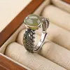 Anéis Elegantes Estilo Chinês Atacado, Padrão de Grama Tang Hueco Forma de Ovo Borda de Pedra Oval Anéis Vintage Femininos Fornecimento