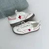 Tênis Dad Shoes de Aparência Premium e Versátil para Mulheres, Moda Chinesa, Novos Tênis Esportivos Leves que Aumentam a Altura para Mulheres, Celebridade da Internet, Outono 2025