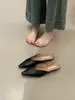 Meias-pantufas Fechadas Estilo Francês Retrô para Mulheres, Novidade Primavera/Verão 2026 Mules Planas Versáteis para Uso Externo, Sandálias