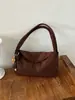 Bolso de mano de gamuza de color liso, nuevo estilo coreano para el día a día, bolso de hombro casual de gamuza de alta gama para mujer, otoño e invierno