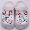 Nuevos Zuecos de Hongo Lindos Zapato Flor DIY Dibujo Animado Accesorios para Parte Superior Decoración Stock Listo Venta al por Mayor Accesorios para Zuecos