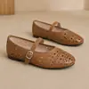 Zuecos 2026 de suela blanda, transpirables, de punta abierta para mamás, estilo de hada, perfectos con vestidos, sandalias Mary Jane planas de una sola tira