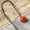 Saquito de Cinabrio Sintético Colgante de Linterna de Trébol de Cuatro Hojas Colgante para Cuello Adornos Nuevos para Bolsos Chinos Colgante de Llavero Wen Play