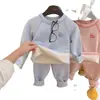 Conjunto Infantil Quente de Lã e Seda Antibacteriano 10A Outono Blusa e Calça Amigo da Pele Roupa de Casa Artefato de Calor