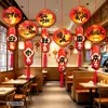 Decoración de escena para el Día Nacional, linternas y adornos colgantes para centros comerciales, restaurantes y tiendas para crear una atmósfera festiva para el Festival de Medio Otoño y el Día Nacional