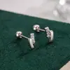 Brincos de Rosto Sorridente, Brincos Curvos de Duas Fileiras para Mulheres, Simples e Versáteis, Não é Preciso Tirar para Dormir, Minimalistas e Compactos, Estilo Descolado, Brincos Versáteis
