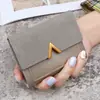 Cartera de estilo coreano con tres pliegues para mujer, tarjetero vintage corto de piel sintética, cartera plegable sencilla para estudiantes.