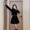 Vestido Preto Redondo Estilo Francês para Mulheres, Nova Coleção Outono e Inverno, Vestido Petite com Amarração na Cintura, Roupa para Encontro, Vestido Evasê