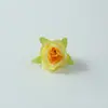 Rosa Artificial Cruzada com Folhas e Cabeças de Flores Pequenas para Decoração de Casamento, Cena de Casamento, Arranjo de Hotel, Flores Artificiais, Flores Falsas de Tecido de Seda