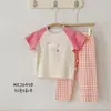 Coelho de Pão 2026 Primavera/Verão Novo Chinelo de Dedo de Algodão Classe A Conjunto de Roupa de Casa Infantil Desenho Animado Gola Redonda Roupa de Ar Condicionado para Meninas