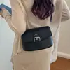 Estilo Retro Bolso Cruzado Nuevo para Mujer Tendencia Viaje 2026 Moda de Nicho Simple Hombro Otoño Cubo