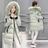 Nuevo Abrigo de Algodón Grueso de Invierno 2026 de Talla Grande y Longitud Media para Mujer, Estilo Coreano, Corte Entallado, Cuello Grande de Piel, Chaqueta de Algodón Estampada para Mujer