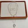 Colar com Pingente de Flor Coração de Pérolas Transparente Estilo Coreano para Mulheres Elegante Corrente Longa de Suéter Dupla Camada Empilhável