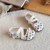 Zapatos de Cuero de Lunares para Niñas 2026 Primavera/Verano Nueva Moda Versátiles Zapatos Mary Jane para Niños