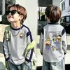 Camiseta de manga comprida para meninos, estilo primavera e outono, com mangas raglan, gola redonda, algodão puro, top básico versátil, camiseta moderna
