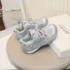 Tenis infantiles, zapatos para niñas, nueva colección otoño 2026, diseño de malla ligera, estampado floral estilo princesa, estilo "Forrest Gump", para niños de talla mediana y grande