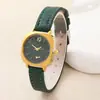 Novo Relógio Feminino de Pulseira de Aço Transfronteiriço 2025, Fashion, Simples, Elegante, Relógio Compacto, Pequeno Relógio Dourado de Luxo Leve Atacado