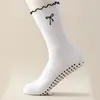 Calcetines Deportivos Antideslizantes Profesionales para Yoga para Mujer, Algodón Puro, Resistentes al Olor, Calcetines para el Suelo sin Costuras, Calcetines de Media Pantorrilla para Fitness, Running, Pilates