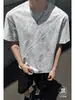Camiseta Masculina de Manga Curta com Design Patchwork Desconstruído Retro Americano, Verão Fina Esportiva Secagem Rápida Tamanho Grande Solta