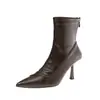 Botines de tacón alto de punta fina estilo retro francés en color negro para mujer, nuevos botines de otoño de cuero suave ajustados, botas de moda versátiles y elegantes