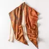 Bufanda Triangular de Seda y Lana Nueva para Mujer Otoño, Versátil y Elegante, Bufanda Decorativa Elegante para el Cuello, Chal Protector Solar