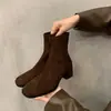 Botas Estilo Coreano de Tacón Grueso Retro Adelgazantes Botines Cortos para Mujer 2026 Nuevo Otoño Invierno Con Felpa Botines Estilo Coreano para Tobillo Pequeño Botas de Moda