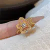 Anillo de Corazón con Rayos Estrellados Chapado en Oro Vietnamita Cepillado, Anillo de Girasol de Alta Gama para Mujer, Joyería Elegante de Flor Gesang