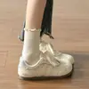 Nova coleção de outono de 2026 de tênis femininos com sola grossa: Tênis brancos leves, respiráveis e estilosos, confortáveis de usar e versáteis, perfeitos como tênis de treino alemães