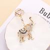 Colgante de Llave de Elefante Tailandés Seleccionado Cuidadosamente Llavero de Elefante Rayado Colorido Lindo Metal Pequeño Regalo Venta al por Mayor Animales