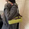 Bolso de mano vintage de gamuza mate transfronterizo, de alta gama, bolsa tipo tote de gran capacidad con detalles de cuentas de madera, adecuado para ir al trabajo, estilo femenino, directo de fábrica