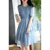 Elegante falda plisada de malla, vestido azul de alta gama, vestido francés de verano de longitud media para mujer 2026