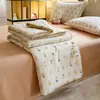 Colcha Fresca de Verão Bordada com Conchas Algodão Lavado Fio Dupla Camada Colcha de Verão Conjunto de Quatro Peças Fina Desenho Animado Lavável à Máquina Lavável Colcha de Presente