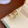 Brincos em Forma de C de Camada Dupla com Madrepérola e Agulha de Prata Galvanizada a Ouro Real 18K, Brincos de Nicho de Luxo, Acessórios de Orelha Elegantes e Simples