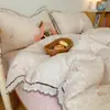 Juego de cama de cuatro piezas con muy buen aspecto, funda nórdica con borde de algodón lavado, universal para todas las estaciones, sábana para ropa de cama de dormitorio estudiantil
