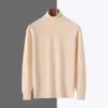 Venta al por mayor transfronteriza: Nueva colección Otoño/Invierno 2026 de suéteres de punto de cuello alto para hombre, suéteres casuales tipo pullover, tops cálidos, camisas de manga larga