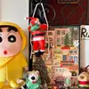 Enfeite de pelúcia do Papai Noel subindo escada, Decoração de janela com atmosfera natalina, Decoração para sala de estar e quarto