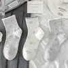 Mismo estilo que en Xiaohongshu: calcetines de maternidad sin costuras, resistentes al olor, de longitud media hasta la pantorrilla, estilo fino de verano, adecuados para primavera y otoño, blancos, modernos, con un lazo