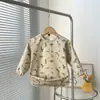 Macacões Impermeáveis Infantis 26 Roupas de Bebê para Vestir ao Contrário Roupa de Bebê com Manga Longa Bavete Amazon Bebê Bavete à Prova de Manchas de Comida Sólida e Saliva