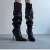 Versão em couro macio~Novas botas de cavaleiro com salto agulha e corte em V para o inverno 2026 para mulheres, botas longas plissadas de salto alto para mulheres baixinhas