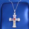 Colar com Corrente para Clavícula Cruzada com Microincrustação de Diamante e Pedra Colorida de Nova Fonte Transfronteiriça Feminino Europeu e Americano Religioso Versátil Tendência