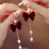 Pendientes de Flor de Terciopelo Retro, Pendientes de Lujo Accesible de Gama Alta, Elegantes, de Gama Alta y Atmosféricos Pendientes Rojos de Otoño e Invierno para Año Nuevo para Mujer