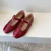 Sapatos Mary Jane Infantis Prata Doce com Tira em T, Sapatos de Couro para Crianças, Sapatos de Princesa para Meninas, Sapatilhas Rasas para Bebê com Solado Macio