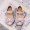 Zapatos de Princesa para Niñas 2025 Primavera y Otoño Nuevos Estilo Coreano Zapatos de Moda para Niños Zapatos de Cuero Pequeños de Suela Plana Zapatos Individuales de Suela Blanda para Niñas