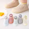 Sapatos e Meias de Malha Respirável Finos de Verão para Bebê, com Solas Macias e Antiderrapantes para Crianças Pequenas, Sapatos de Bebê de Um Passo