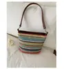 Bolsa de Praia Transversal Estilo Novo 2025 para o Verão, Bolsa de Ombro Feminina de Grande Capacidade, Bolsa de Palha Trançada Artesanal Boêmia