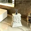 Botella dispensadora de gel antibacterial en relieve tridimensional, Botella de loción, Adorno de decoración de baño, Botella dispensadora de jabón de tipo prensa para el hogar